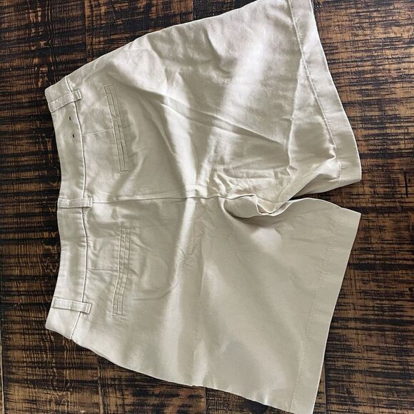 J Crew Khaki Bermuda Shorts 4​ - Picture 4 of 6